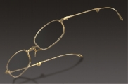18K GOLD FRAME